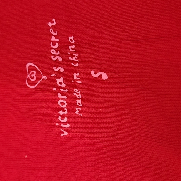 Victoria Secret night shirt. knee length night gown, red, size Small - Picture 5 of 8